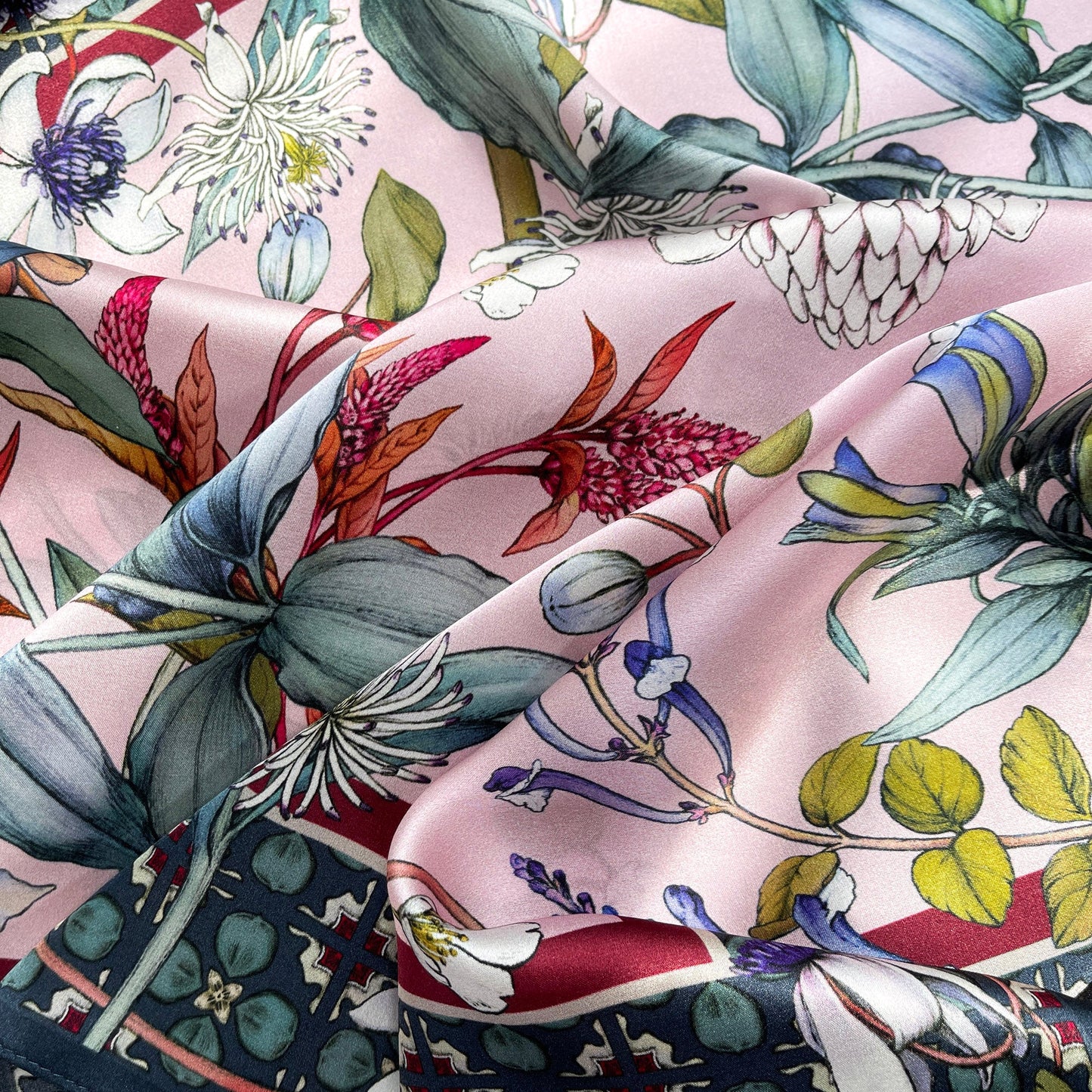 Taisha | Square Scarf