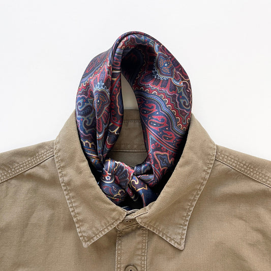 Nalini | Square Scarf