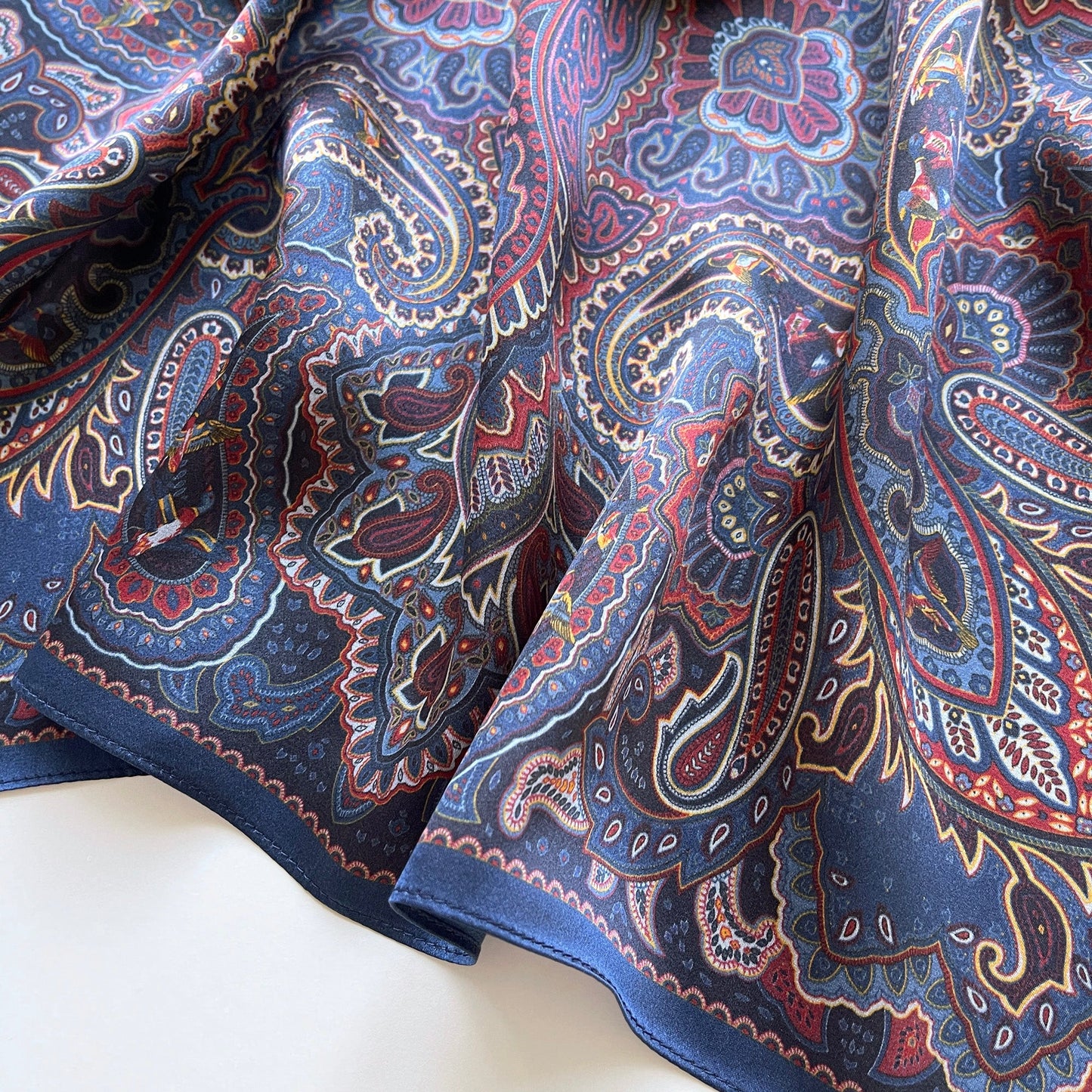 Nalini | Square Scarf